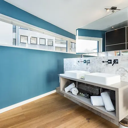 Apartment 5