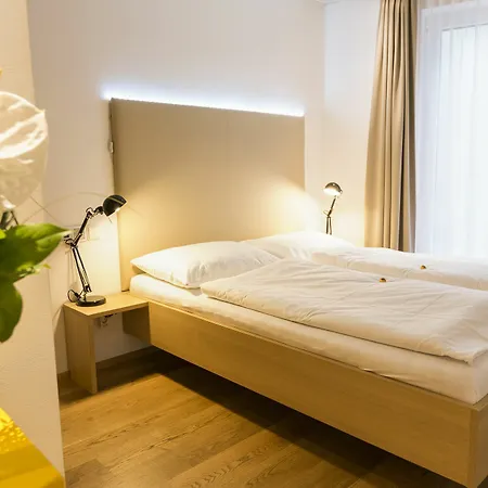 5 * Salzburg